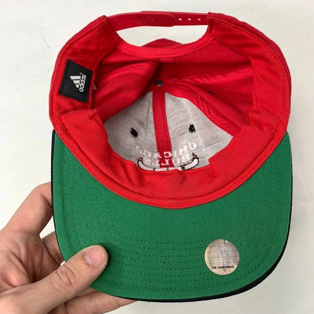 Vintage Chicago Bulls‎ NBA Adidas Hat Snapback Cap Red Black